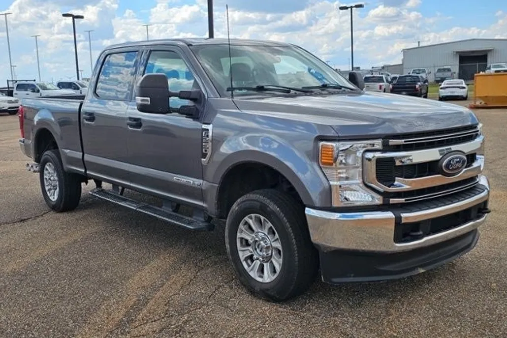 2022 Ford F-250 photo 1