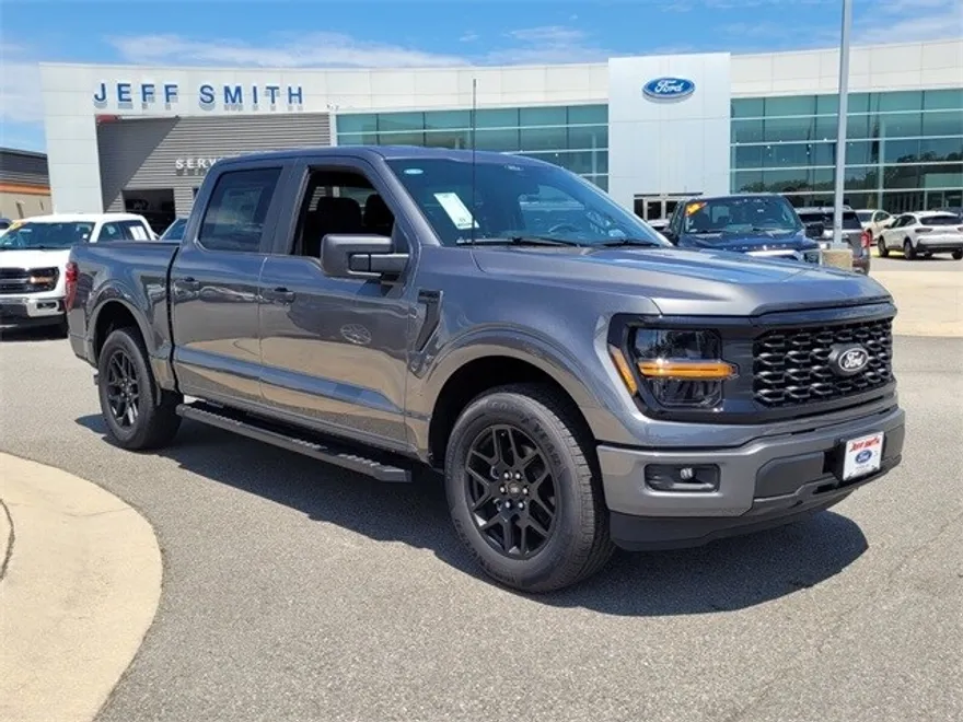 2025 Ford F-150 STX photo 1