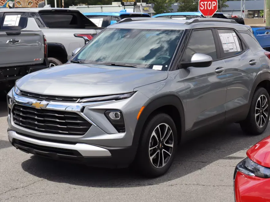 2026 Chevrolet Trailblazer LT photo 1