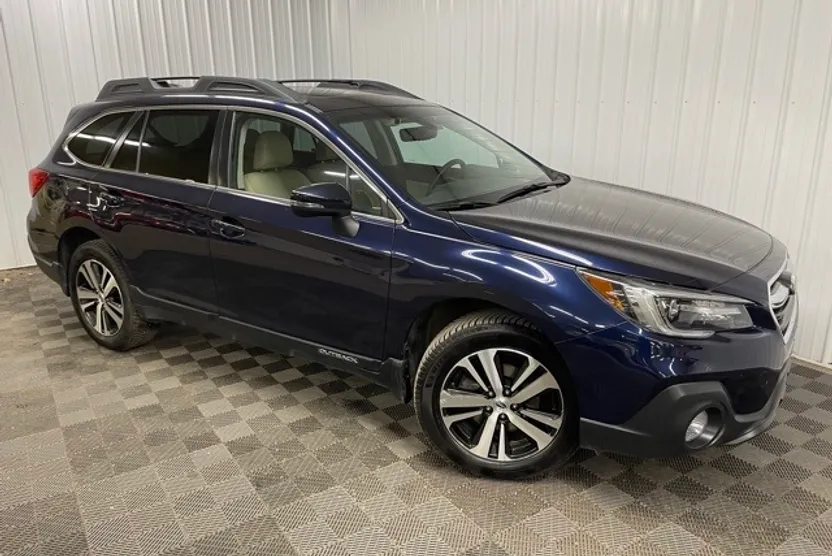 2018 Subaru Outback 2.5i photo 1