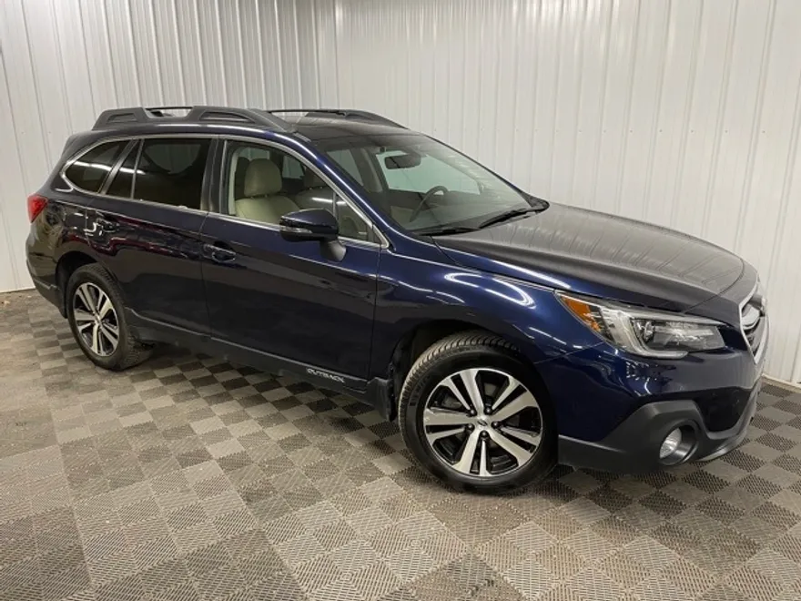2018 Subaru Outback 2.5i photo 1
