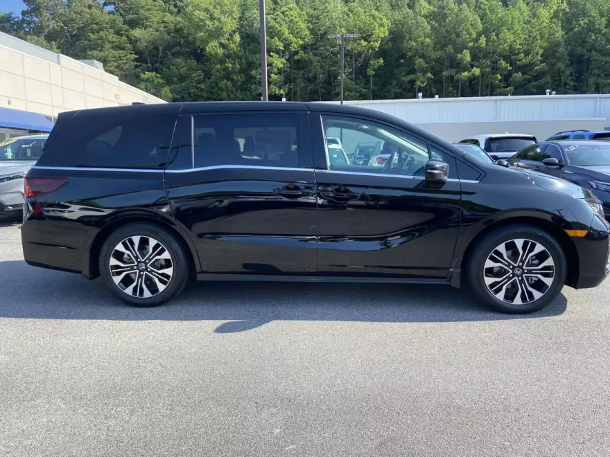 2025 Honda Odyssey Elite photo 1