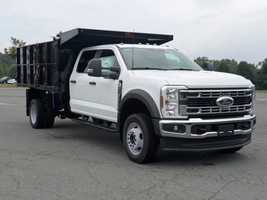 2025 Ford F-450 XL photo 1