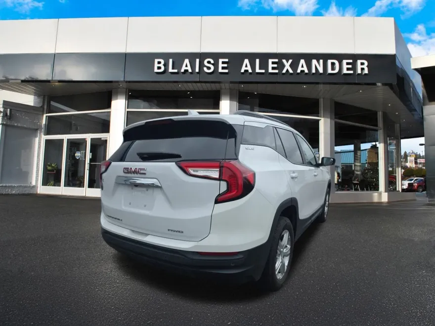 2023 Gmc Terrain SLE photo 1