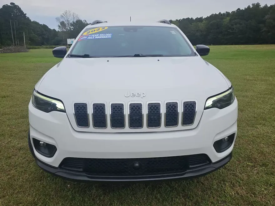2022 Jeep Cherokee Latitude Lux photo 1