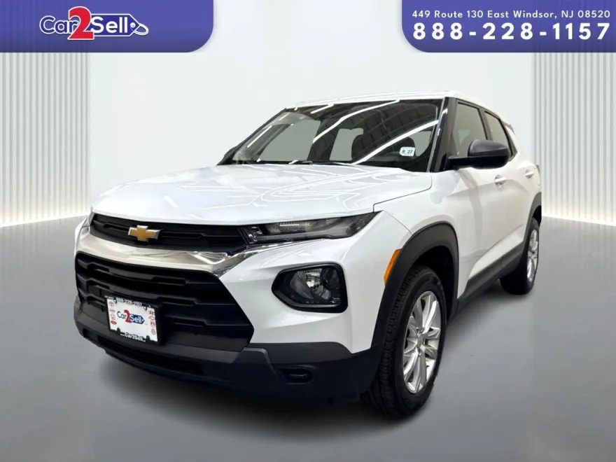 2023 Chevrolet Trailblazer LS photo 1