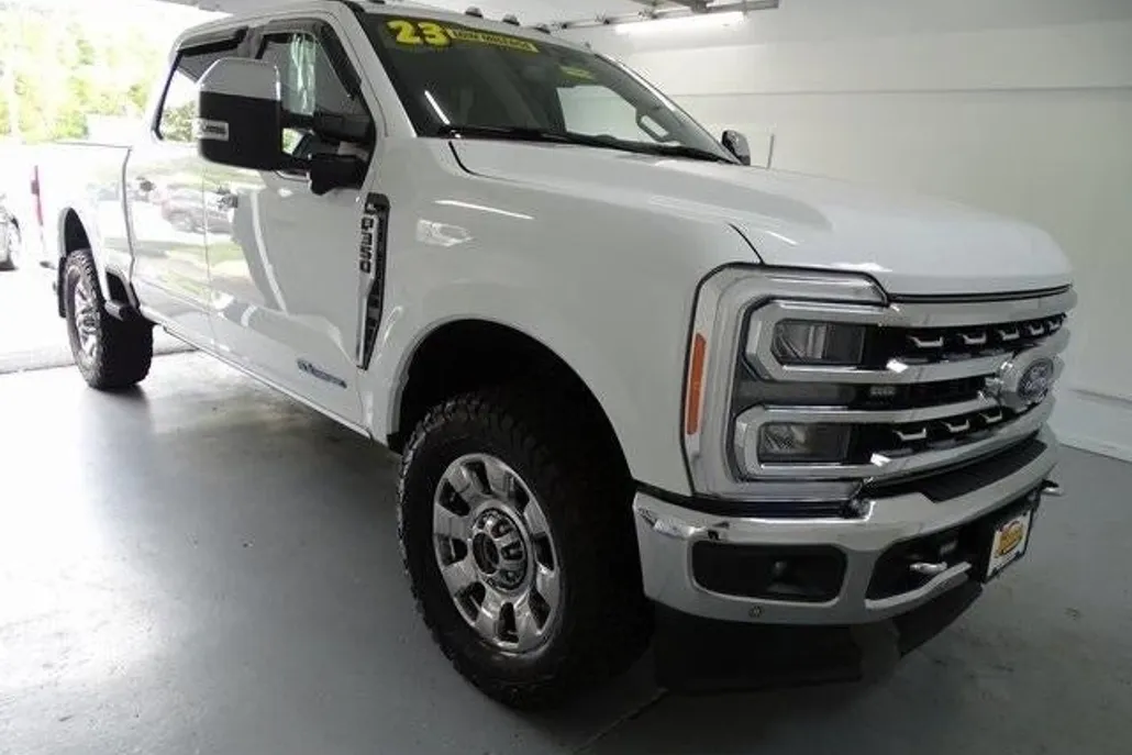 2023 Ford F-350 XL photo 1