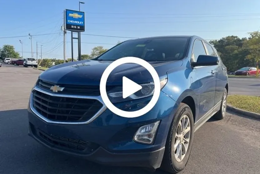 2021 Chevrolet Equinox LT photo 1