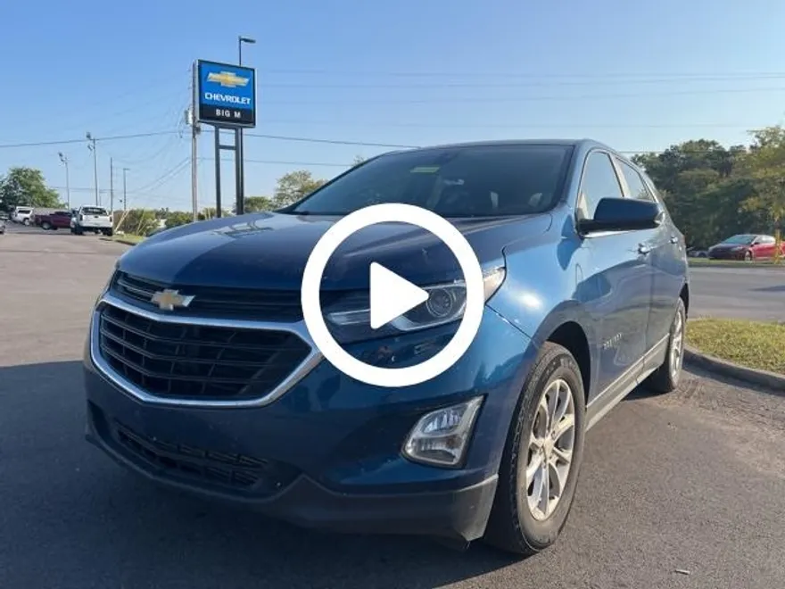 2021 Chevrolet Equinox LT photo 1