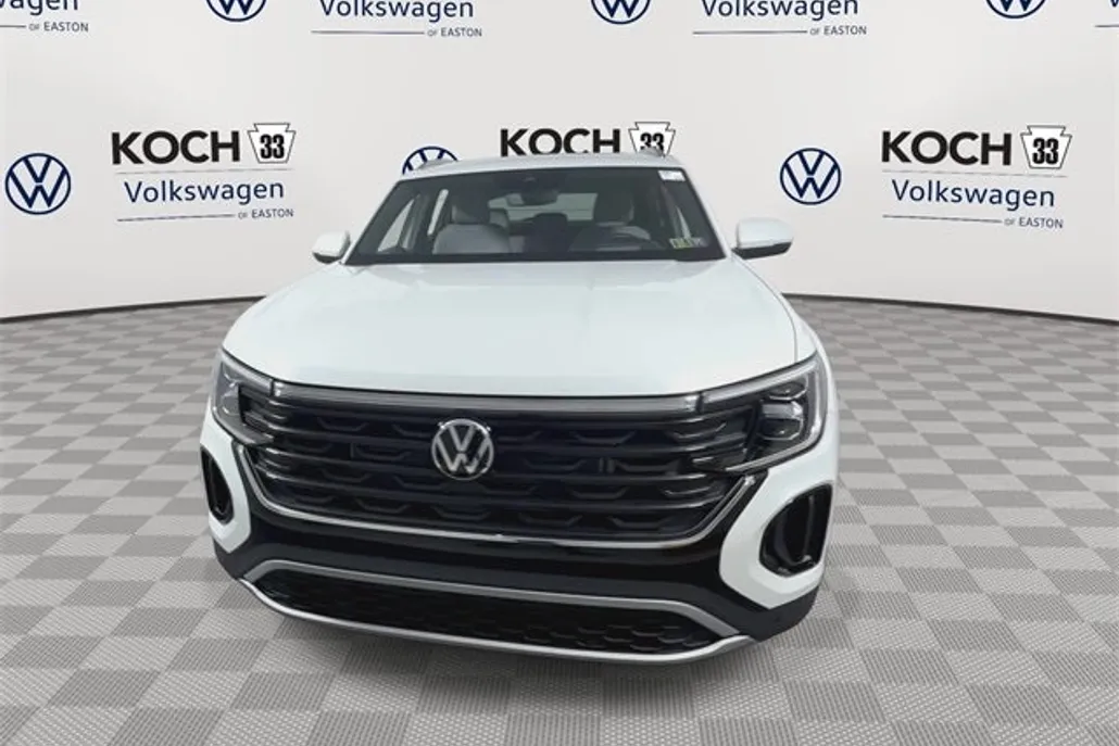 2026 Volkswagen Atlas Cross Sport SEL photo 1