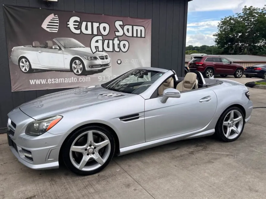 2013 Mercedes Benz SLK 250 photo 1
