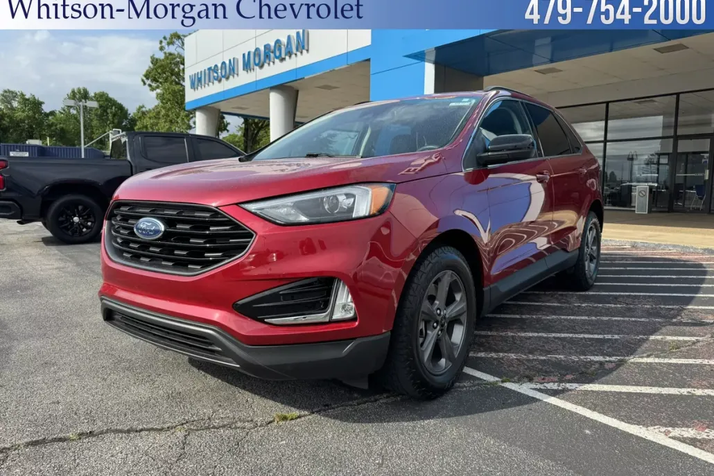 2022 Ford Edge SEL photo 1