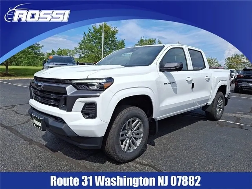 2026 Chevrolet Colorado LT photo 1