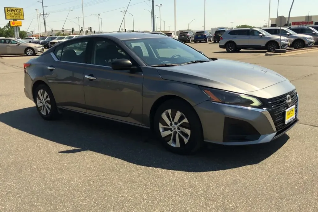2024 Nissan Altima 2.5 S photo 1