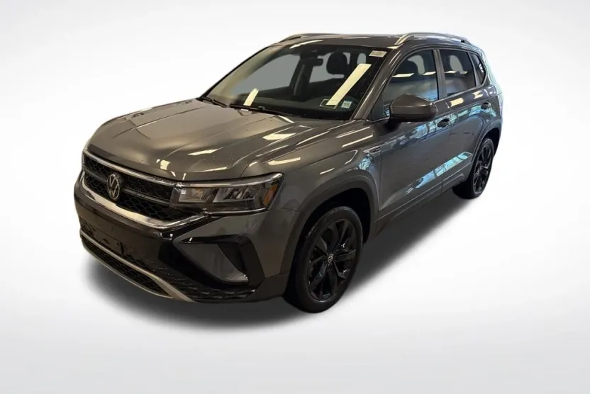 2024 Volkswagen Taos SE photo 1