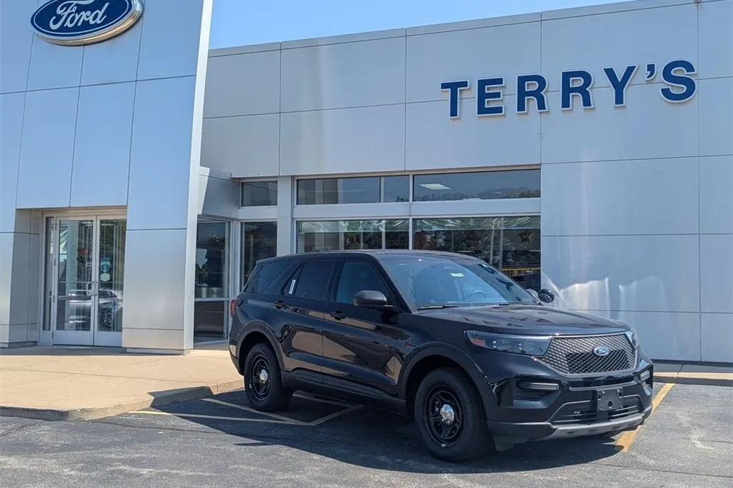 2025 Ford Explorer photo 1
