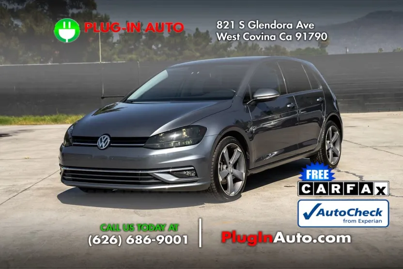 2019 Volkswagen Golf SE photo 1