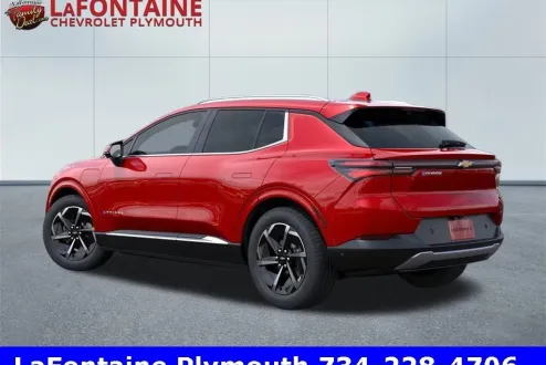 2025 Chevrolet Equinox EV 1LT photo 3