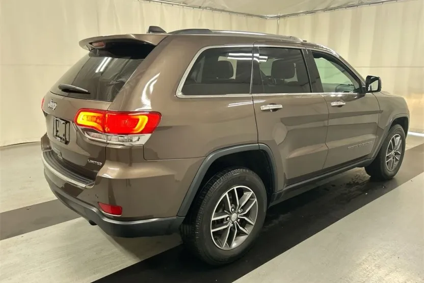 2018 Jeep Grand Cherokee Limited photo 1