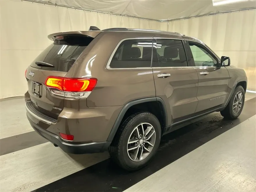 2018 Jeep Grand Cherokee Limited photo 1