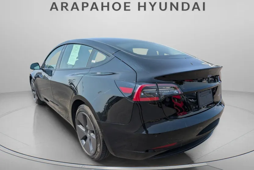 2022 Tesla Model 3 Long Range photo 1