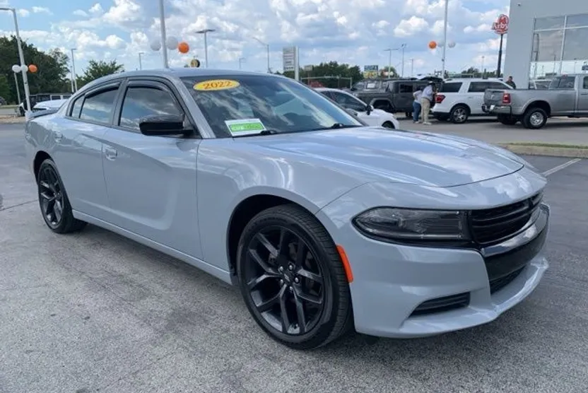 2022 Dodge Charger SXT photo 1
