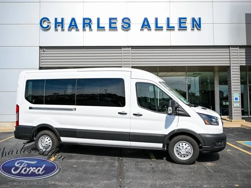 2025 Ford Transit photo 1