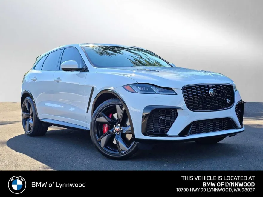 2022 Jaguar F-PACE SVR photo 1
