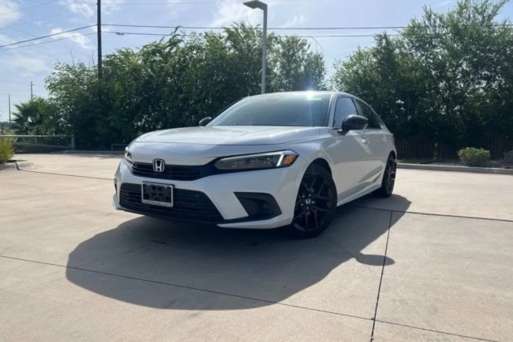 2024 Honda Civic Sport photo 1