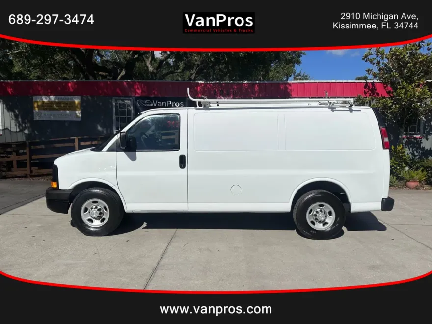 2016 Chevrolet Express 2500 Cargo Van photo 1