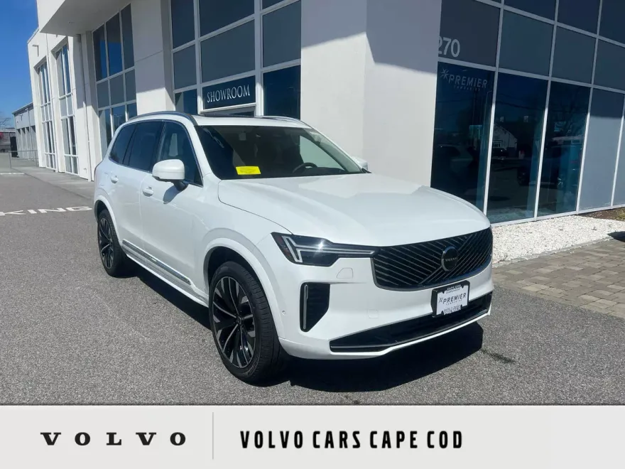 2025 Volvo XC90 T8 photo 1