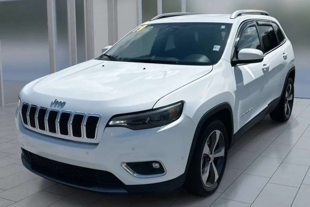 2019 Jeep Cherokee Limited photo 1