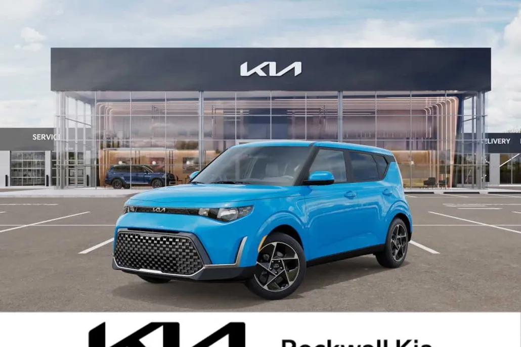 2025 Kia Soul EX photo 1