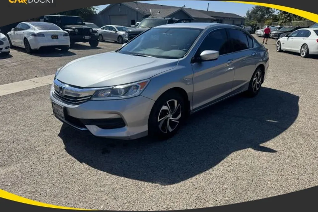 2016 Honda Accord LX photo 1