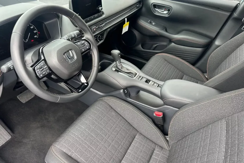 2025 Honda HR-V Sport 2WD photo 1