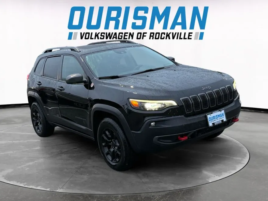 2019 Jeep Cherokee Trailhawk photo 1