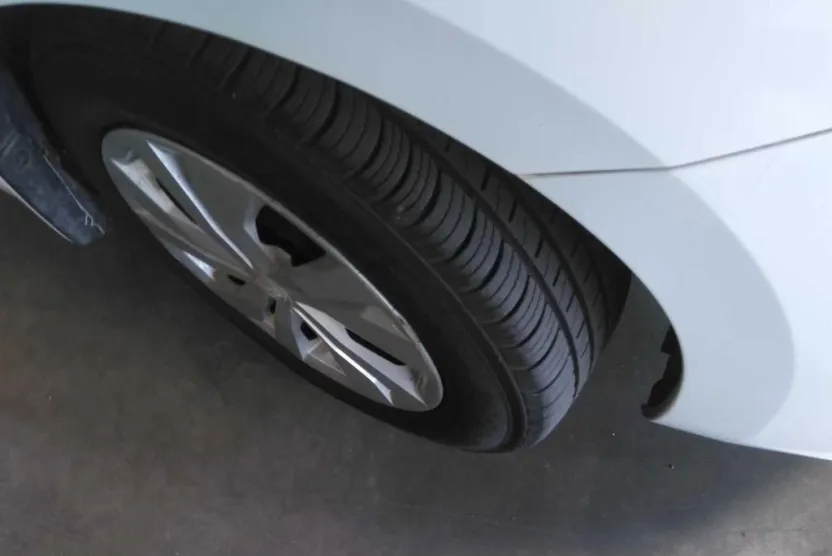2021 Nissan Versa 1.6 S photo 1