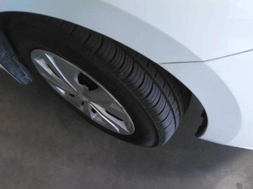 2021 Nissan Versa 1.6 S photo 1