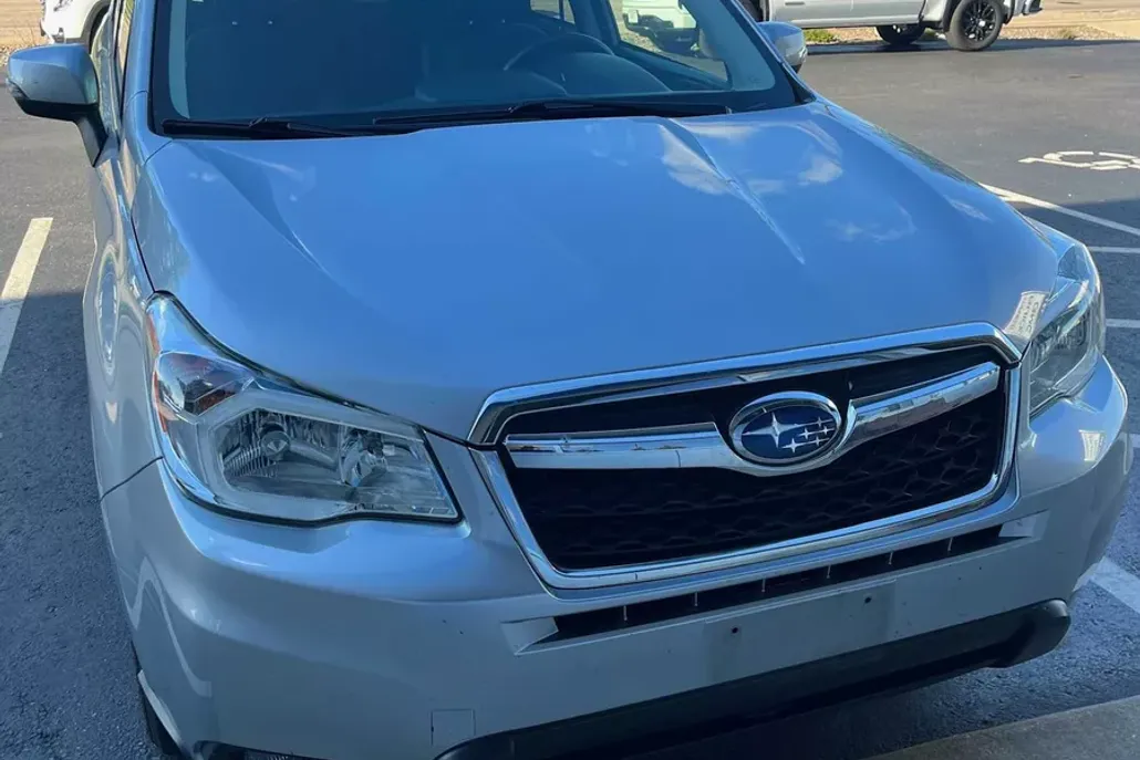 2016 Subaru Forester 2.5i Touring photo 1