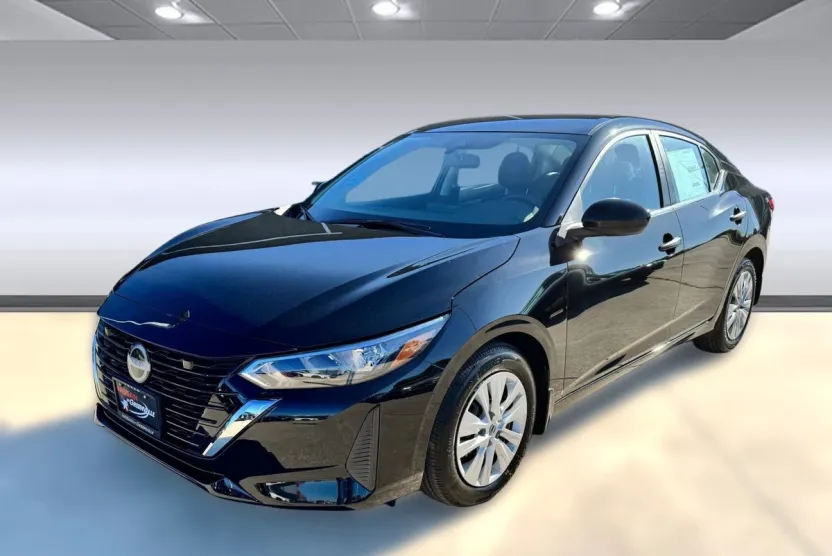 2025 Nissan Sentra S photo 1