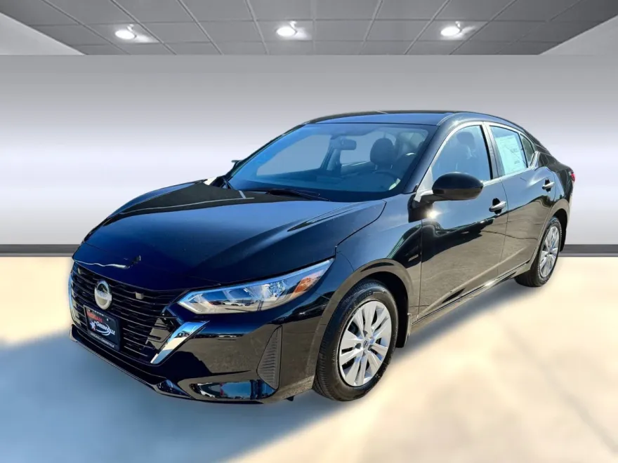 2025 Nissan Sentra S photo 1