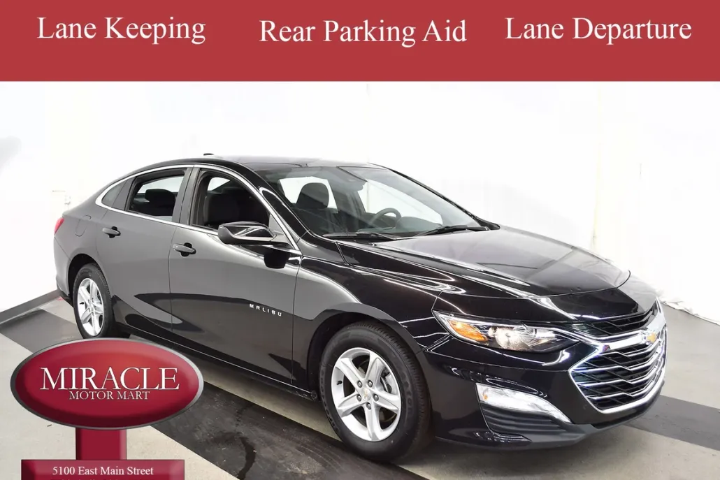 2024 Chevrolet Malibu 1LT photo 1