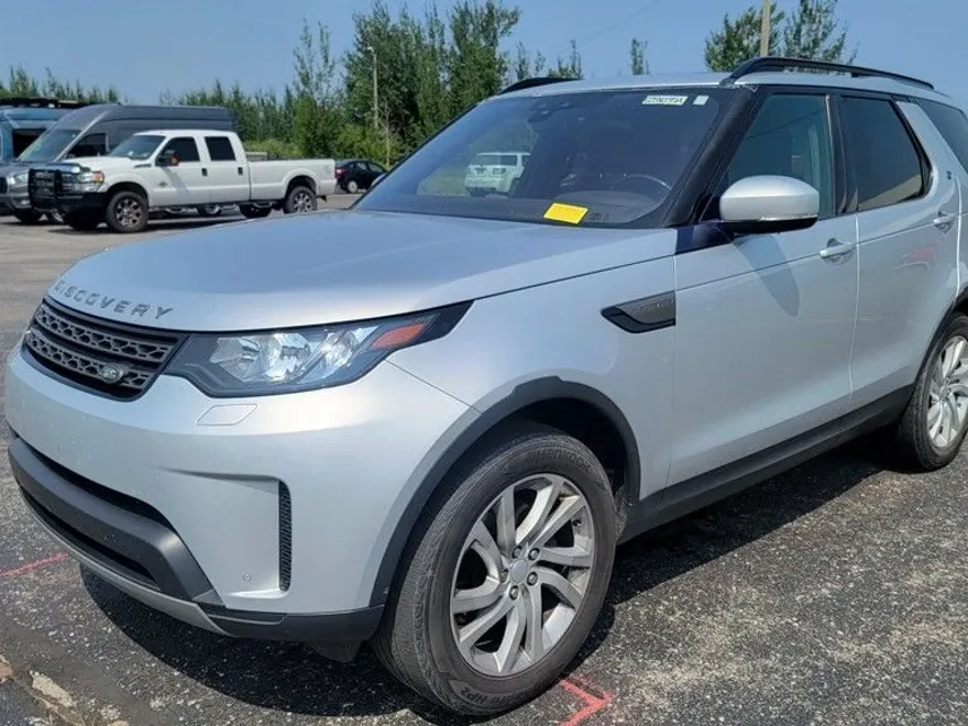 2018 Land Rover Discovery SE photo 1