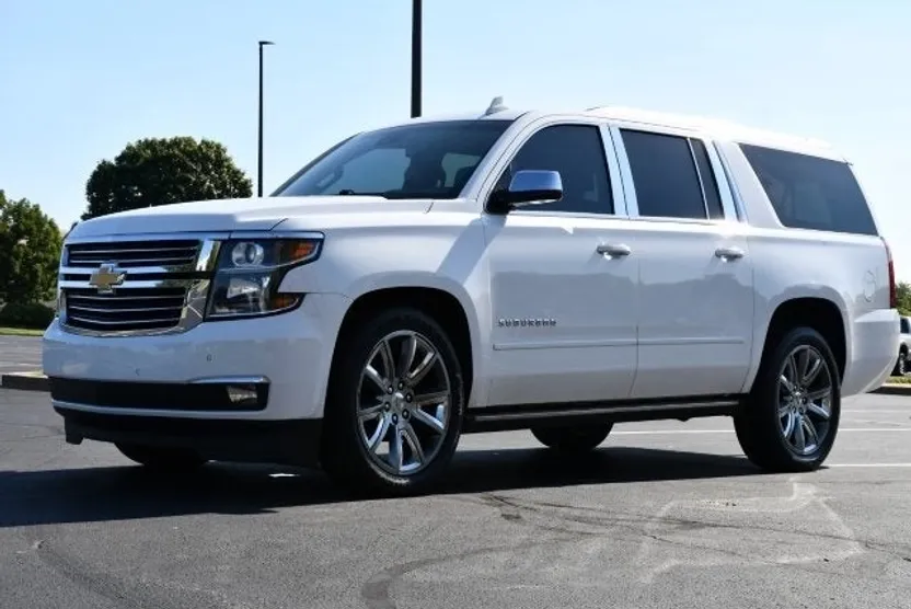 2018 Chevrolet Suburban Premier photo 1