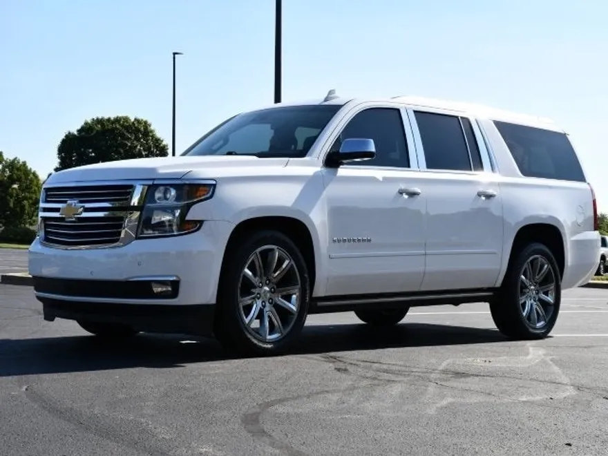 2018 Chevrolet Suburban Premier photo 1