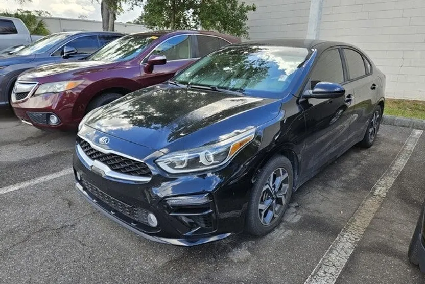 2019 Kia Forte FE LXS photo 1