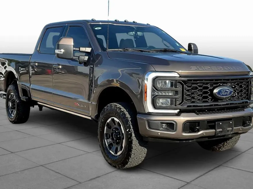 2023 Ford F-250 Lariat photo 1