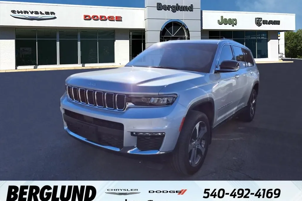 2023 Jeep Grand Cherokee Limited photo 1