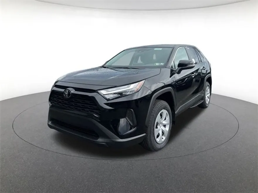 2025 Toyota RAV4 LE photo 1