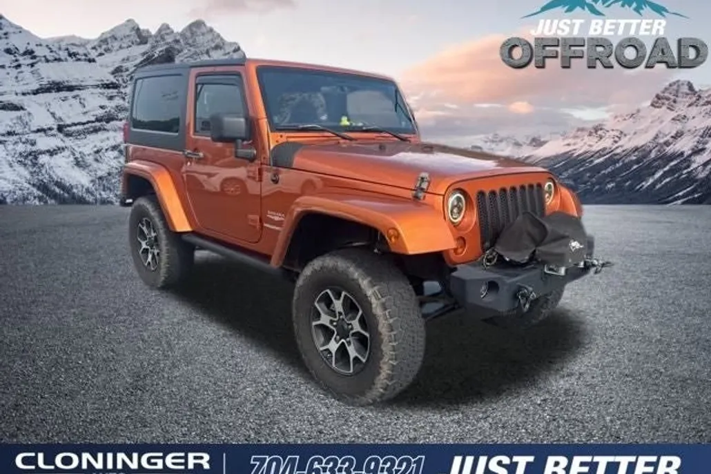 2011 Jeep Wrangler Sahara photo 1